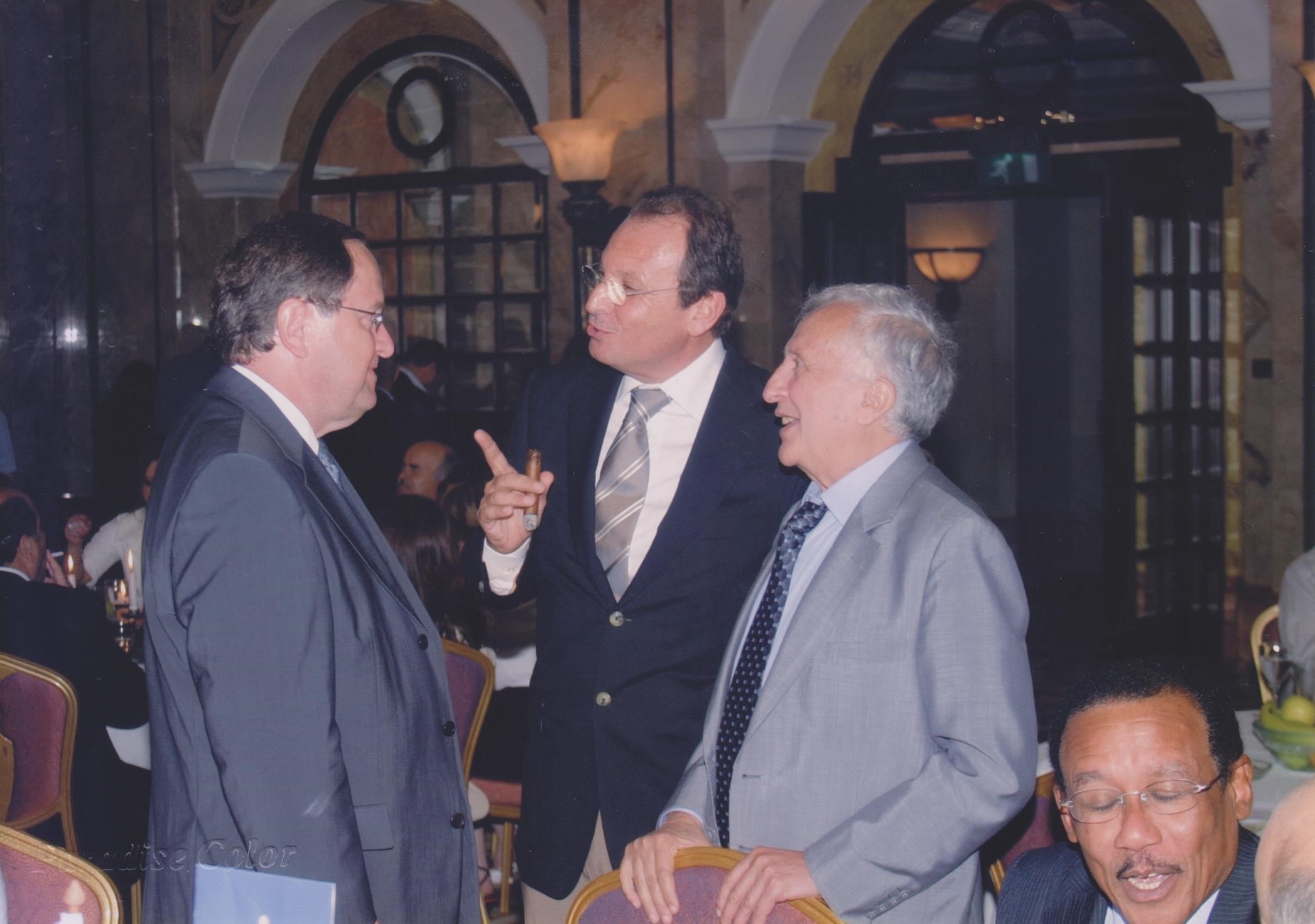 صورة من ألبوم 2007